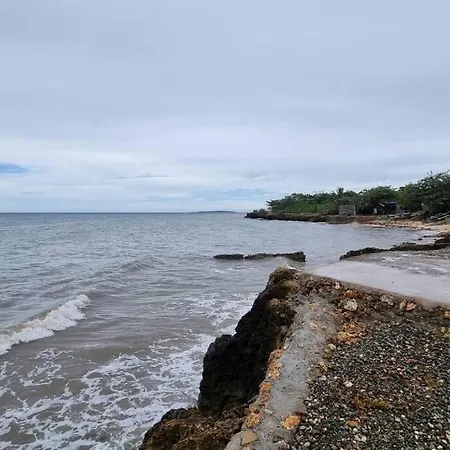 Casa Punta Seaside Resthouse In Cebu Villa